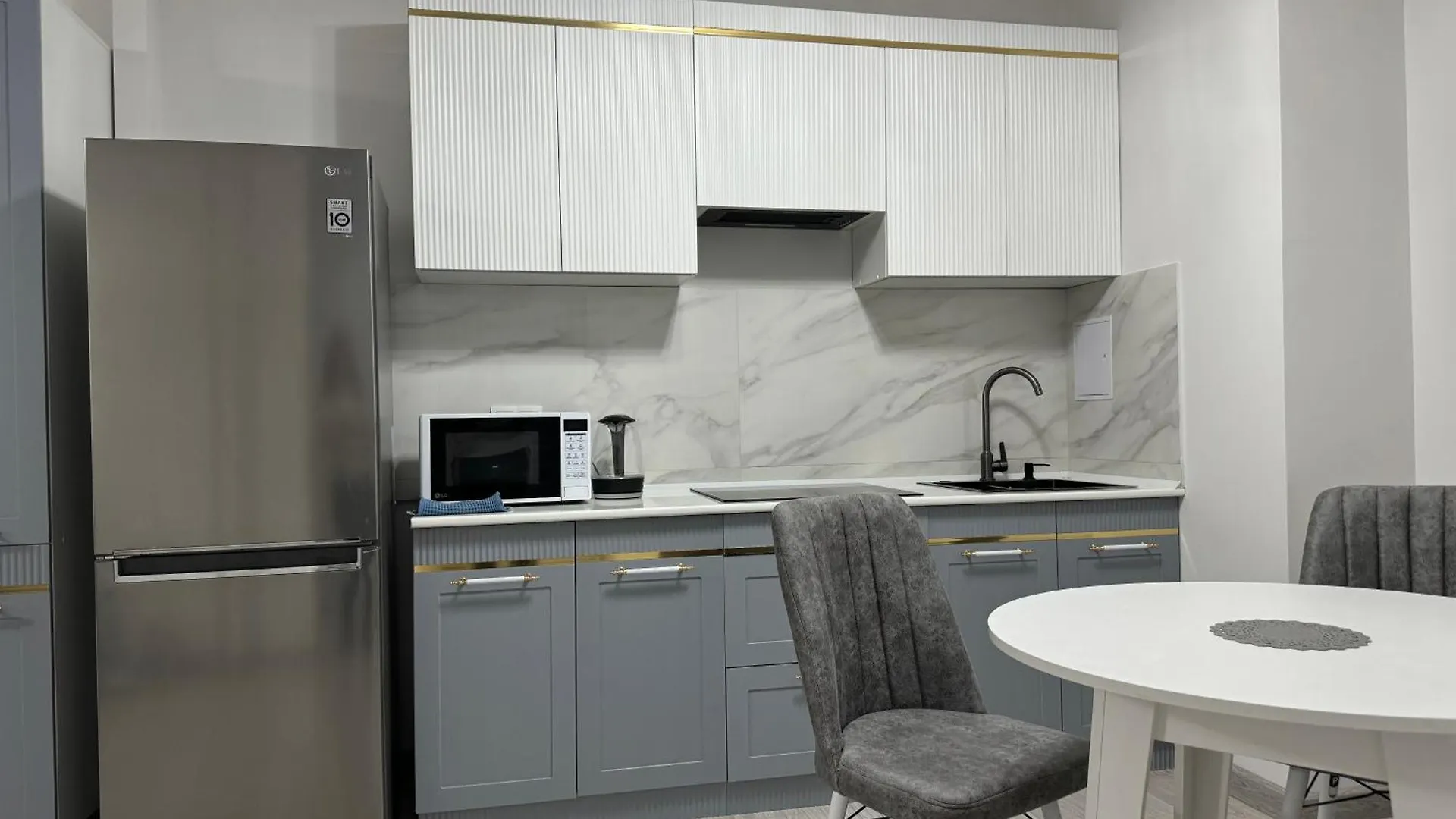 Apartment Квартира 2-Х Комнатная Almaty